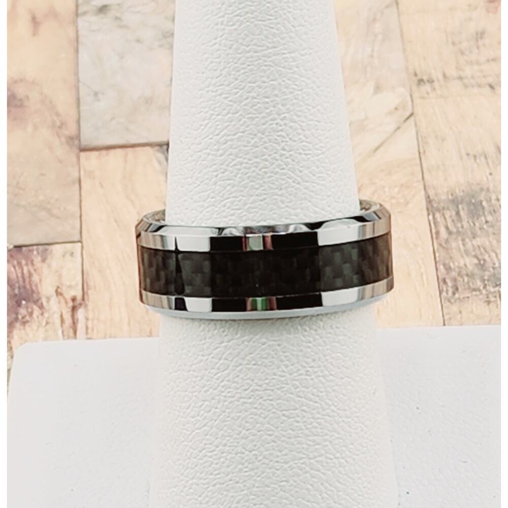 Mens Ring Silver 7MM Geometric Pattern Black Carbon Fiber Inlay Band Ring sz 7